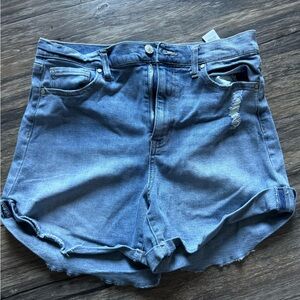 Celebrity Pink Shorts SIZE  13/31